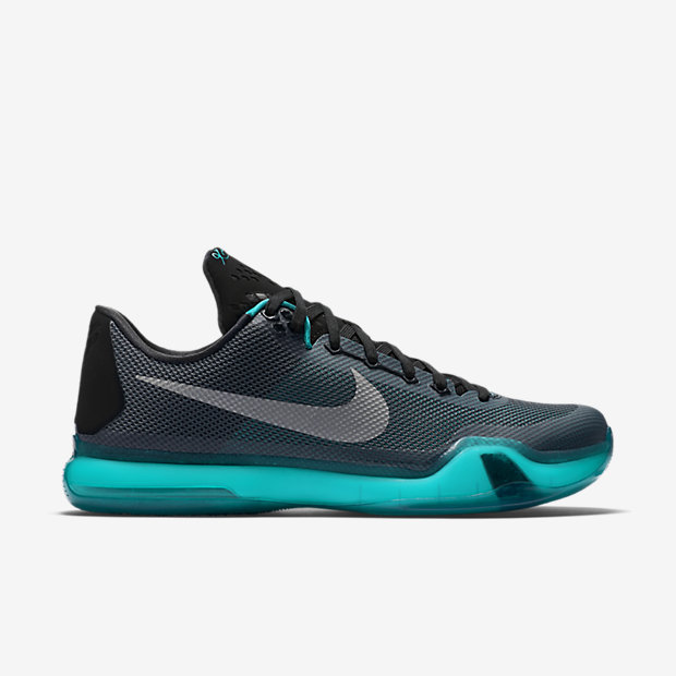 KOBE X(コービー 10)705317-002 NIKE(ナイキ)バッシュ